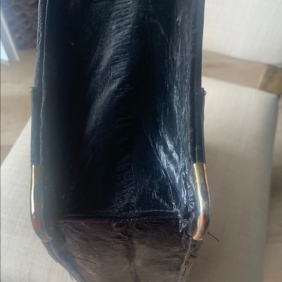 Elegant Black Leather Briefcase - Picture 7 of 12